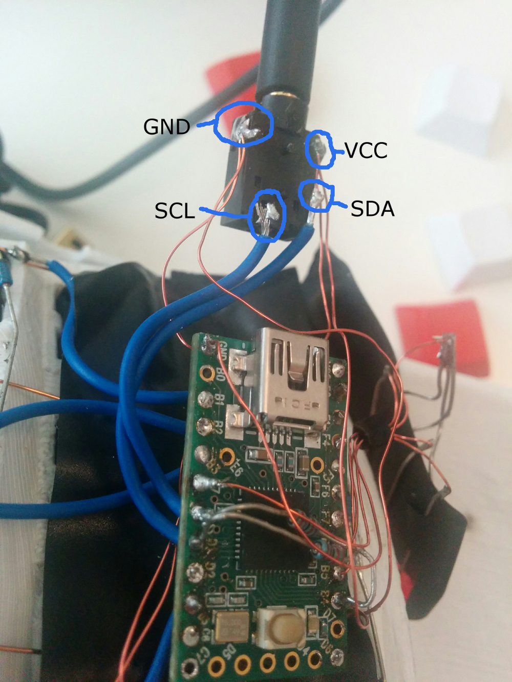 /Archives/dactyl-manuform-5-7/src/commit/37359ff48c99cf0dc5d3834ed6db5a75d624d0bf/guide/trrs-jack.jpg